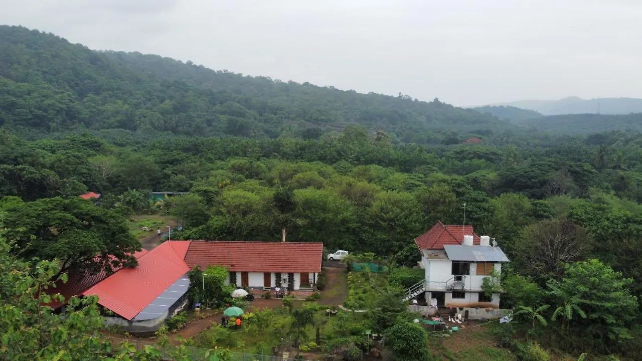 Επικοινωνία με το Apka Ecovillage