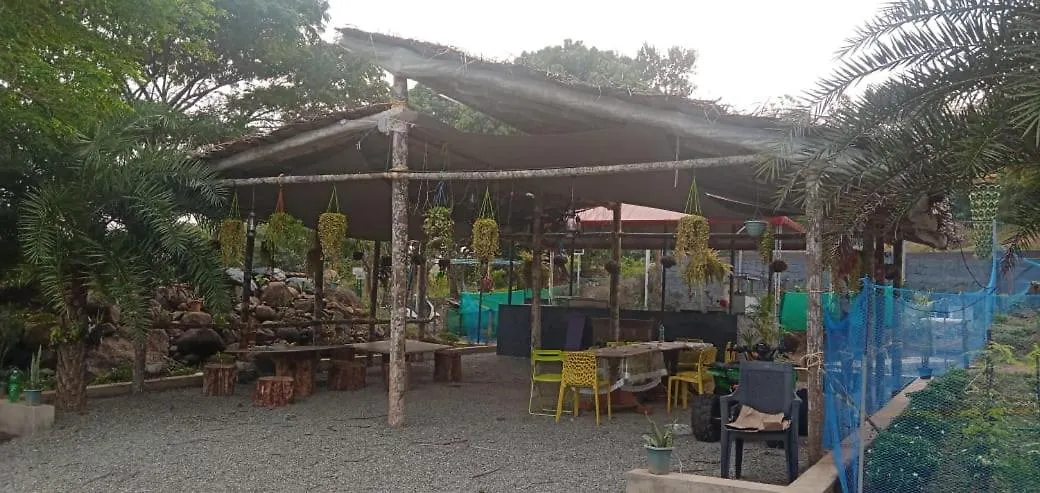 Κατάλυμα σε φάρμα Apka Ecovillage Thrissur