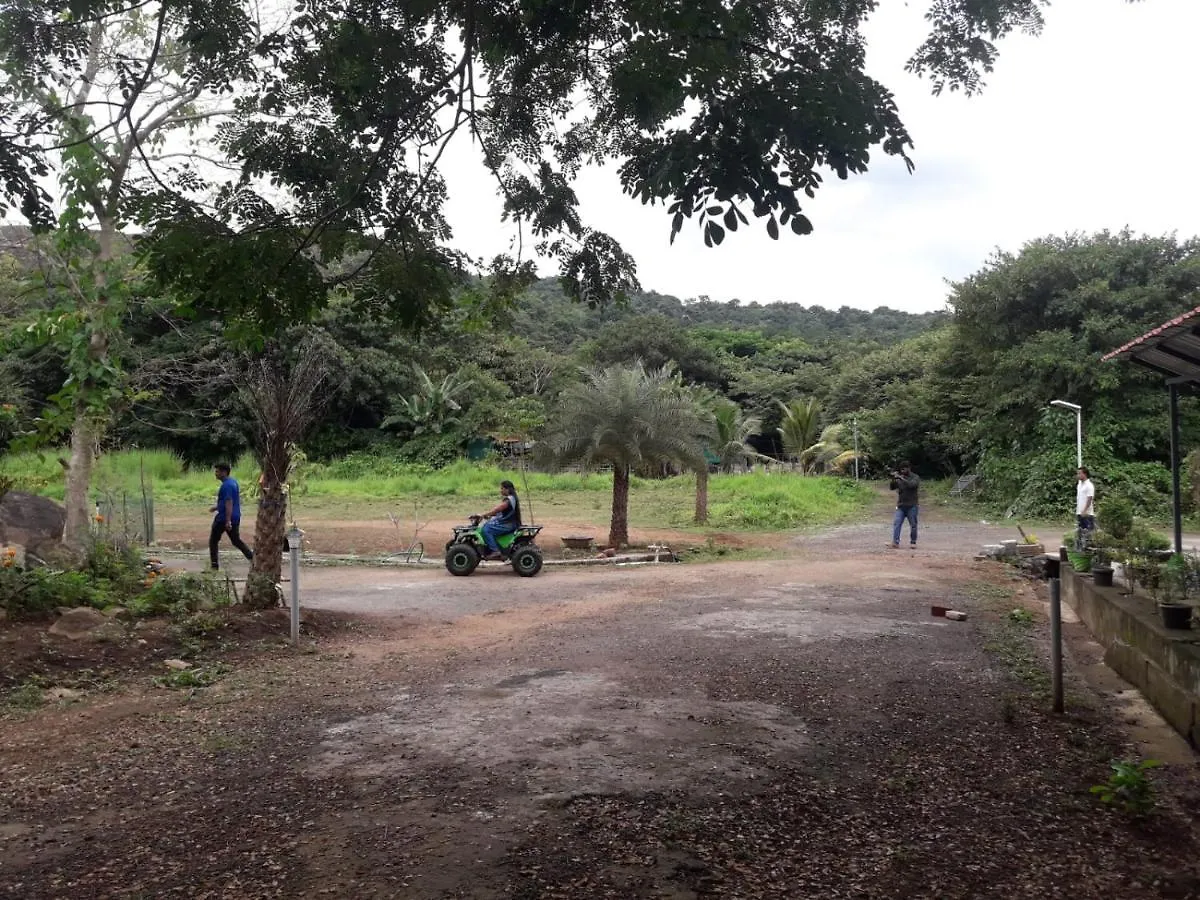 Κατάλυμα σε φάρμα Apka Ecovillage Thrissur